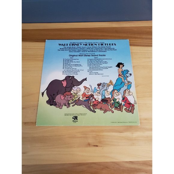 The Greatest Hits of Walt Disney 33 1/2 LP Vinyl‎ - Picture 2 of 4